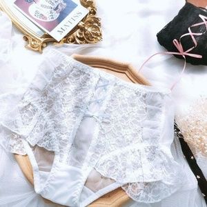 WHITE Plus size Lolita Kawaii Panties, Ruffle Lace Panties. Bridal Lingerie